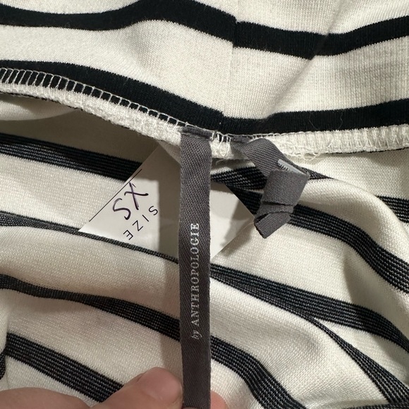 Anthropologie Rosiers Off the Shoulder Black and White Striped Top-Size XS - Picture 5 of 7